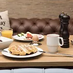 Hotel Scandic Kurfuerstendamm 4*